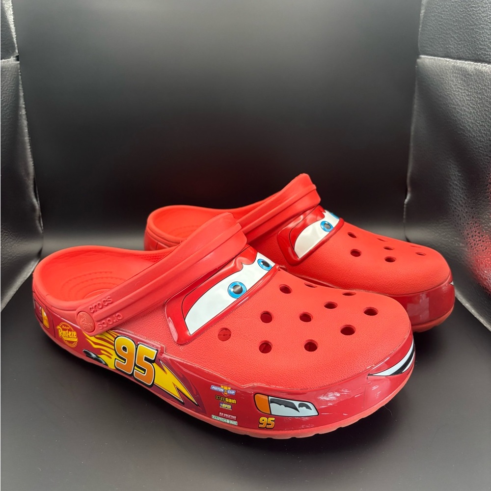 CROCS Men’s ' Red Cars Clogs